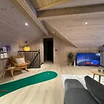 Lakefront Villa, Exclusive Leisure Near Golf & Panorama Center ヴィラ