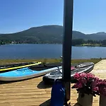 ヴィラ Lakefront Villa, Exclusive Leisure Near Golf & Panorama Center ヴラダル