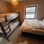 Lakefront Villa, Exclusive Leisure Near Golf & Panorama Center ヴィラ