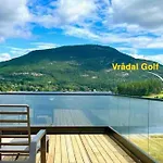 Lakefront Villa, Exclusive Leisure Near Golf & Panorama Center