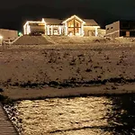 Lakefront Villa, Exclusive Leisure Near Golf & Panorama Center ヴィラ *