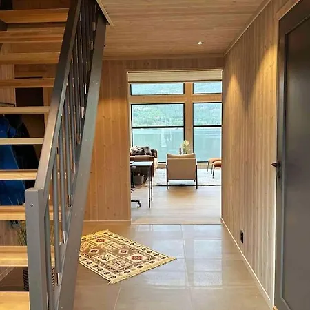 Lakefront Villa, Exclusive Leisure Near Golf & Panorama Center * וראדל