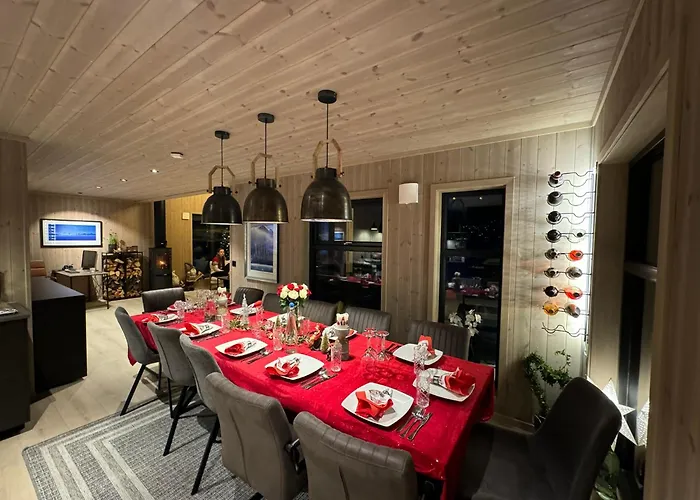 וילה Lakefront Villa, Exclusive Leisure Near Golf & Panorama Center וראדל