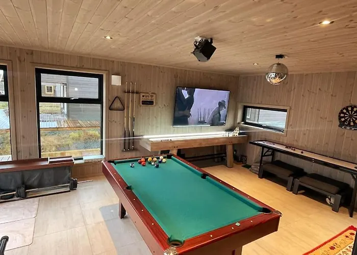 וילה Lakefront Villa, Exclusive Leisure Near Golf & Panorama Center וראדל