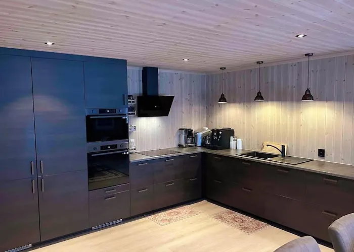 וילה Lakefront Villa, Exclusive Leisure Near Golf & Panorama Center