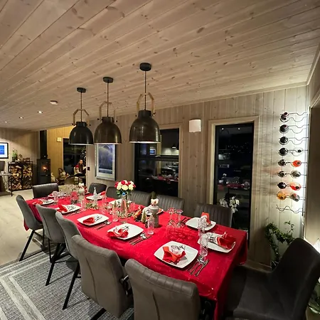 וילה Lakefront Villa, Exclusive Leisure Near Golf, Straand Summerland & Panorama Center וראדל